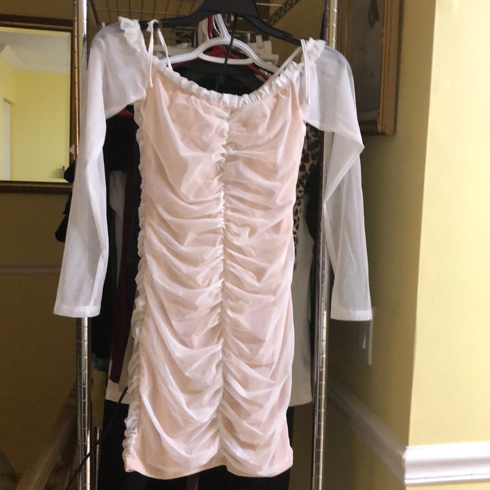 Dress - Picture 2 of 4
